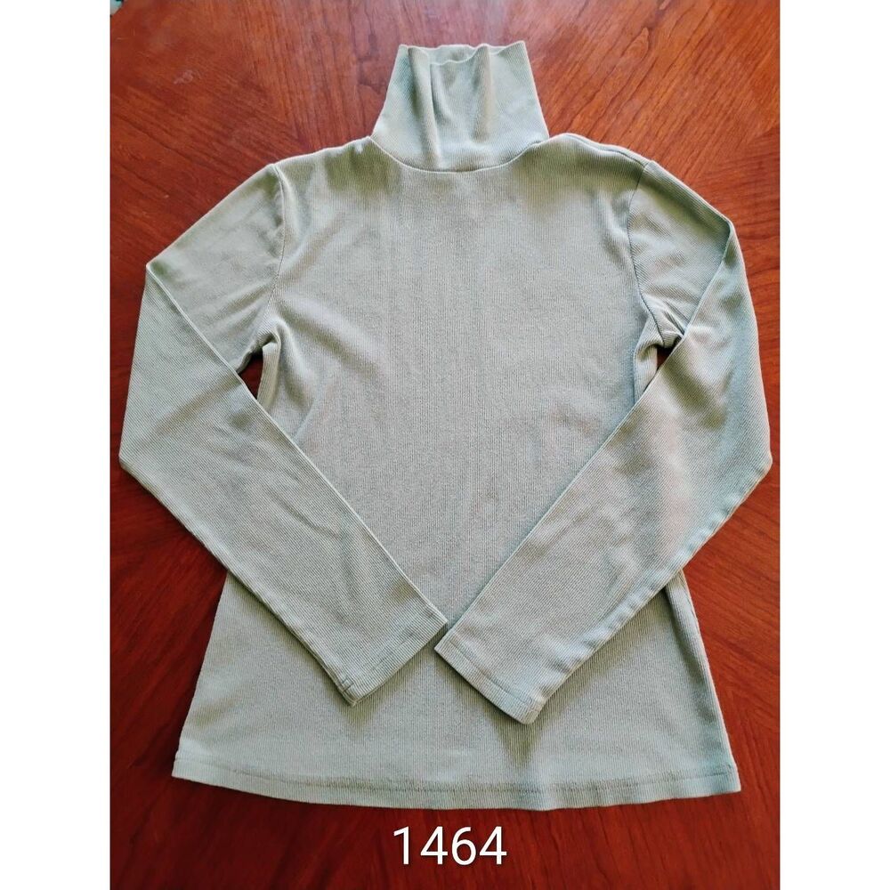 L.A. Blues Ladies Turtle Neck Size: Medium (1464)